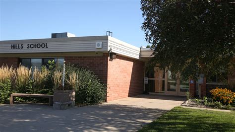 manapla elementary school|ICCSD and the City of Hills to demolish Hills Elementary School.